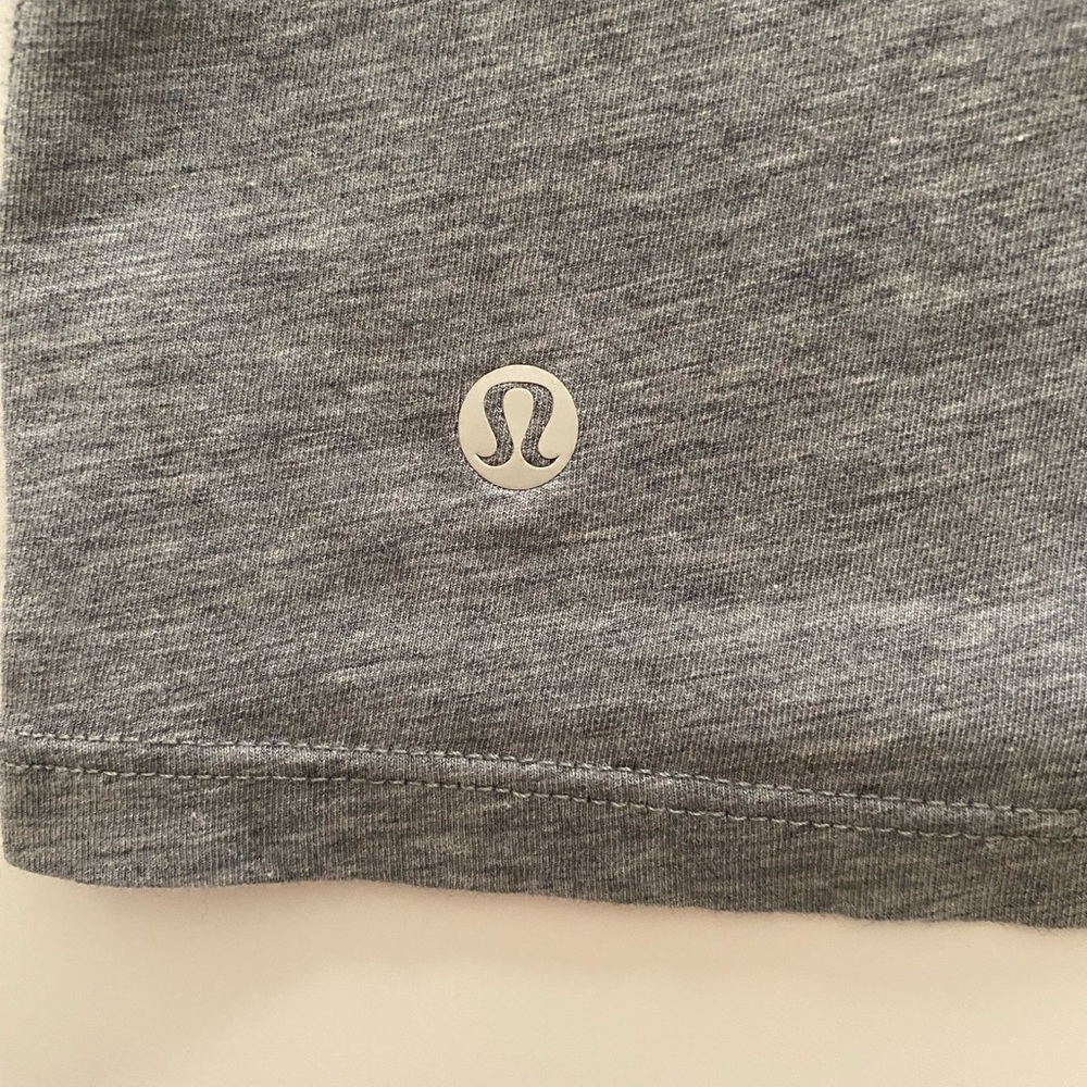 Lululemon Basic Soft Gray Long Sleeve T-Shirt - image 7